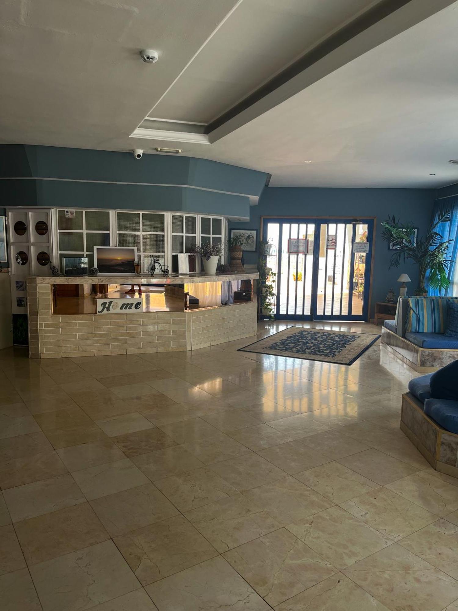 The Mayfair Village Apto 305 Паталавака Екстериор снимка