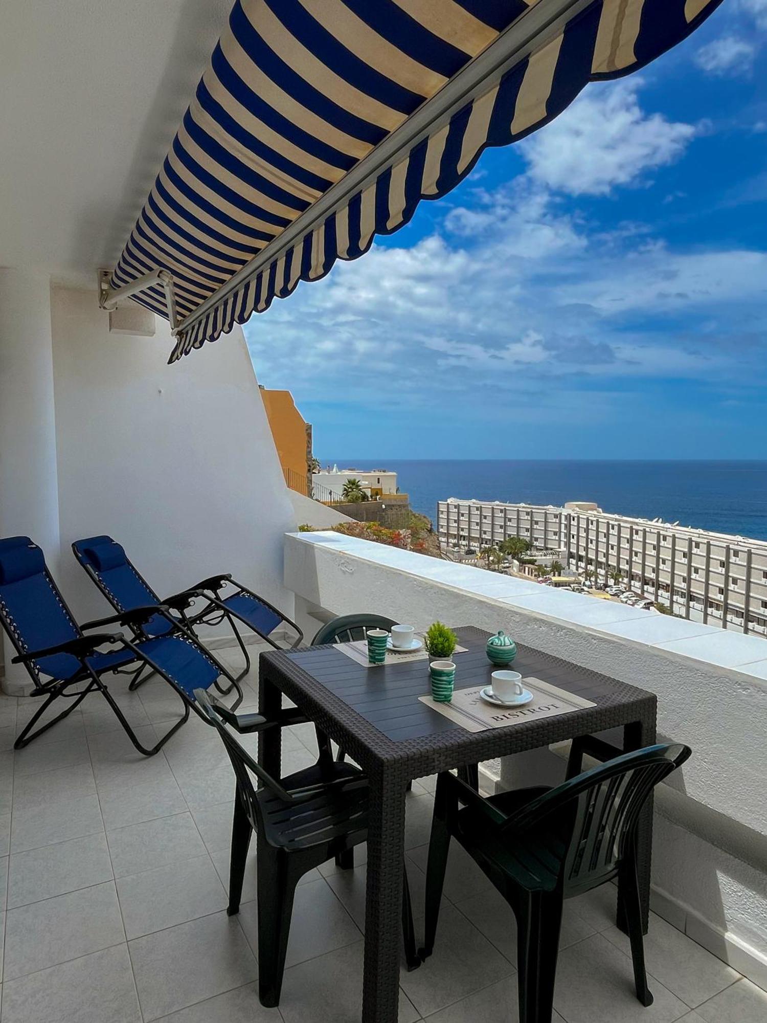 The Mayfair Village Apto 305 Паталавака Екстериор снимка