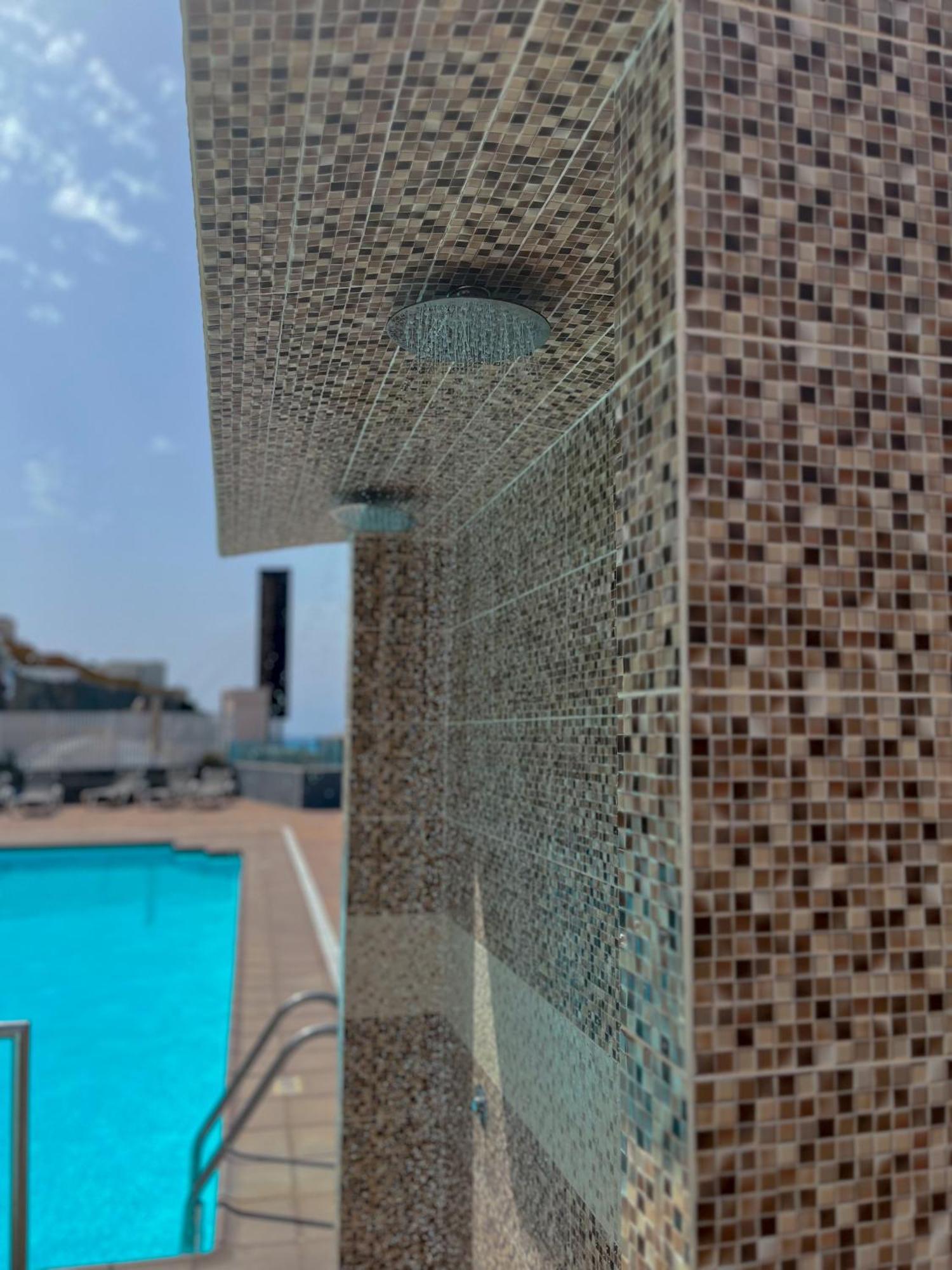 The Mayfair Village Apto 305 Паталавака Екстериор снимка